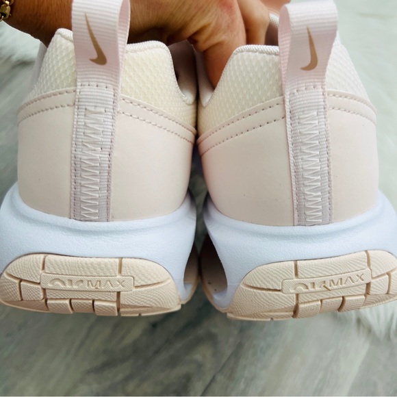 NWT Nike Air Max Intrlk Lite Women’s Shoes - Picture 7 of 9
